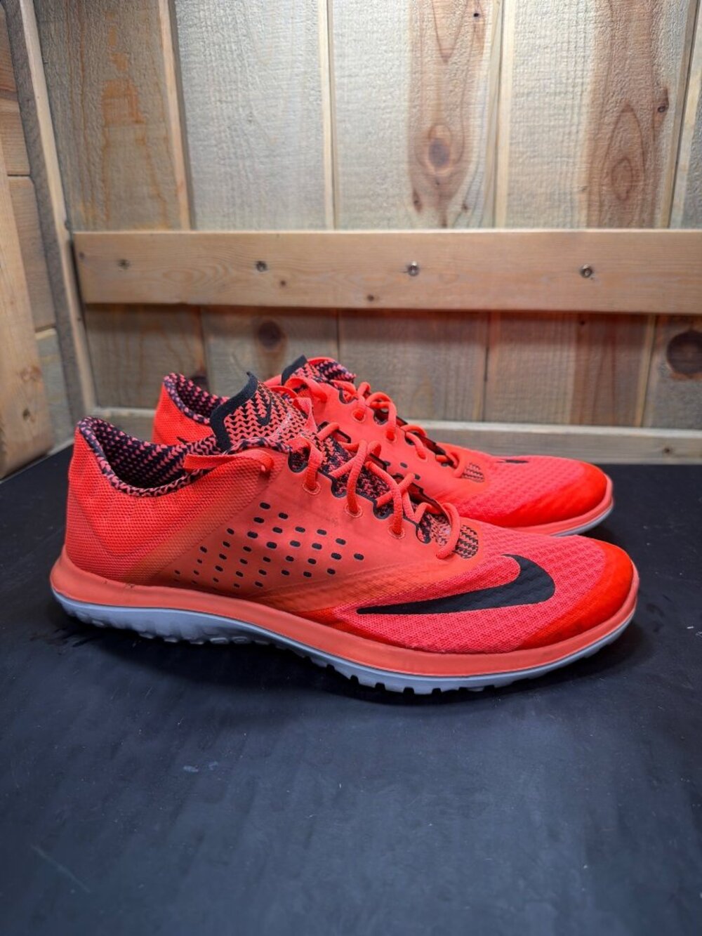 Nike FS Lite Run 4 Mens Bright Crimson Orange Running Shoes Size 11 US 45 EU Y2K
